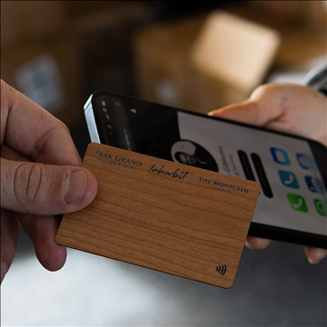 Danh thiếp kỹ thuật số cây dâu tây (cherry)